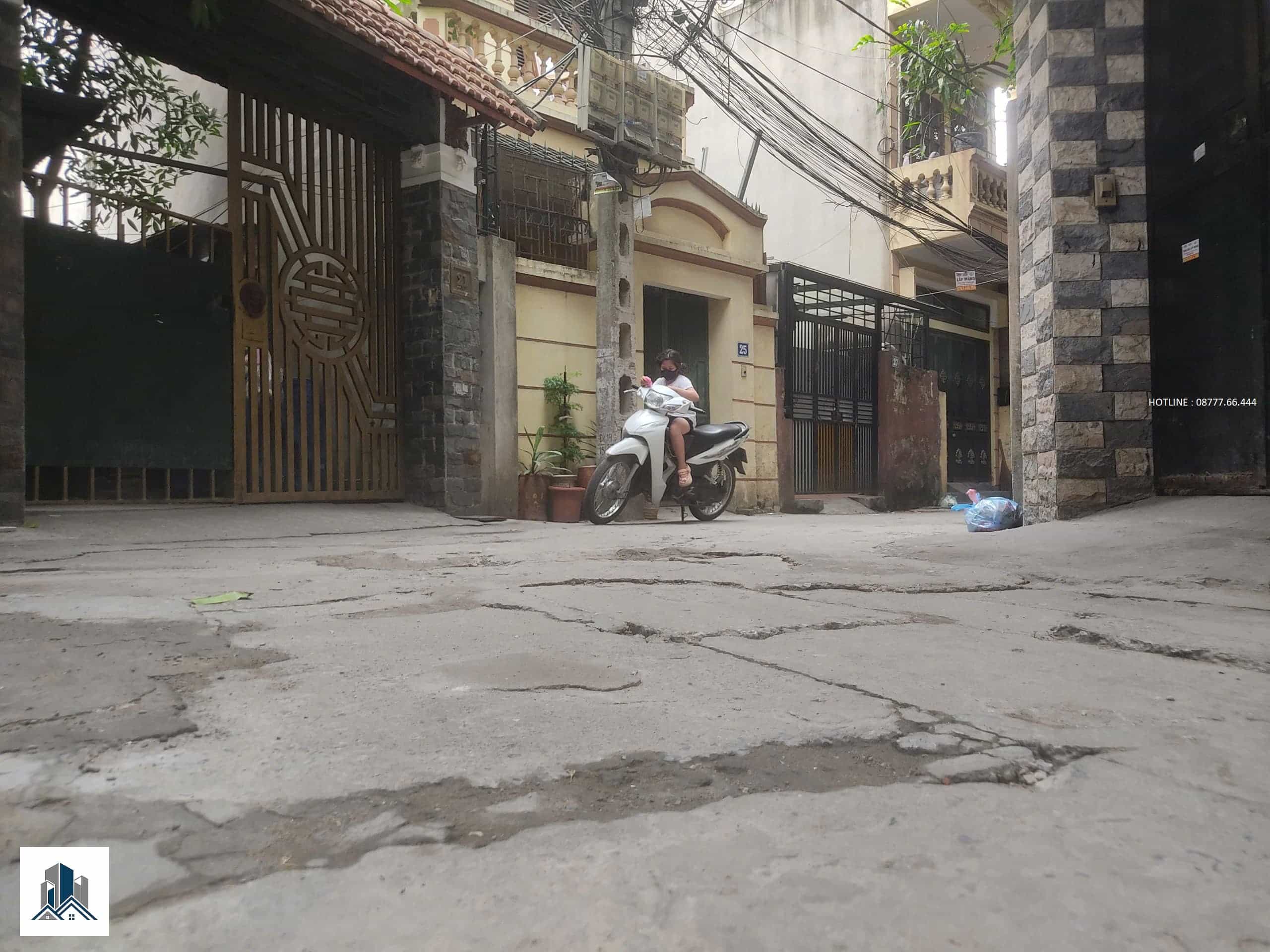 nhà đất Định Công