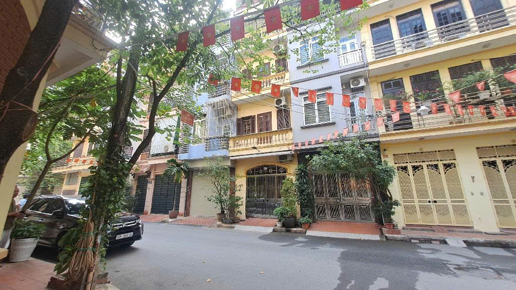 nhà đất Định Công