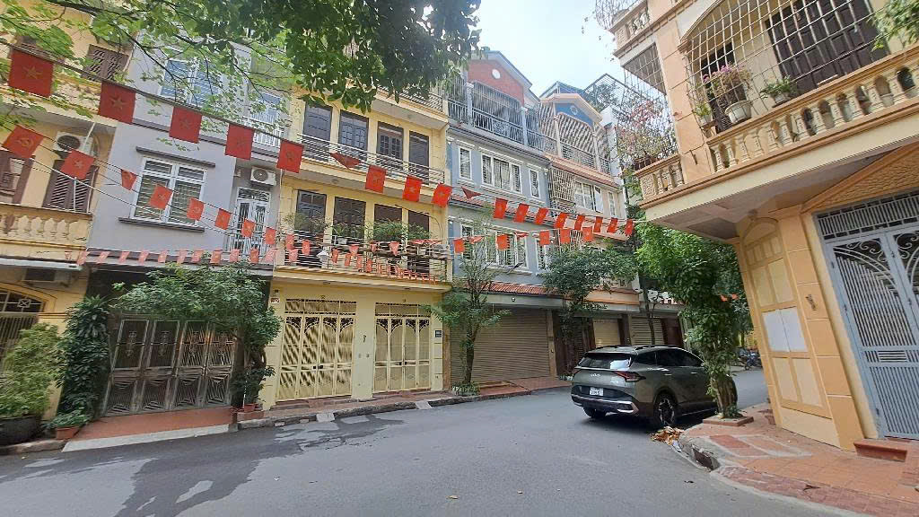 nhà đất Định Công