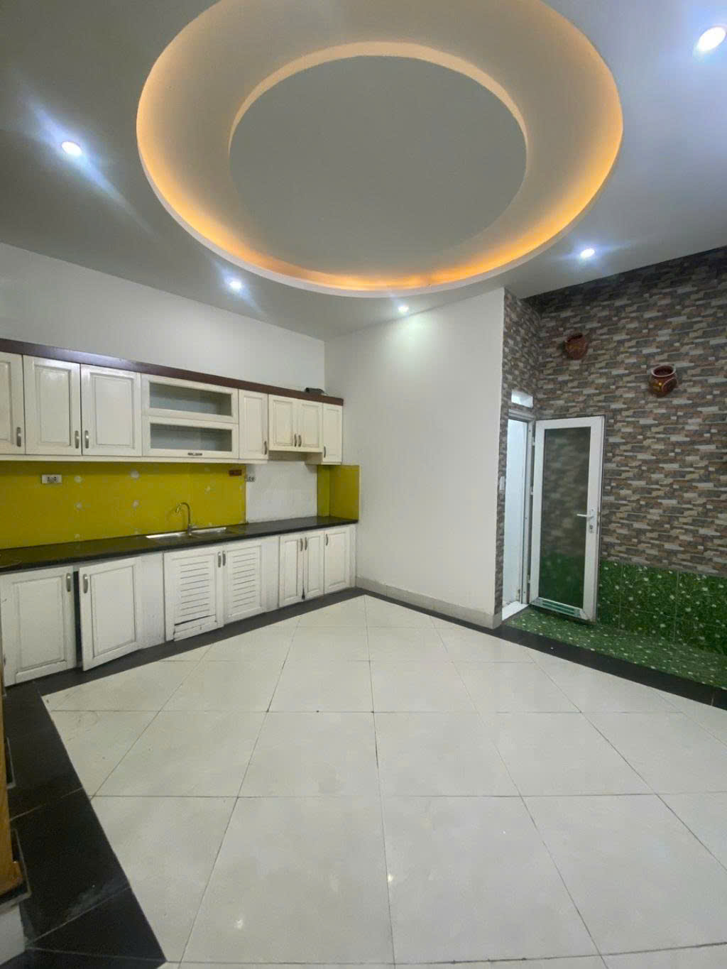 nhà đất Định Công