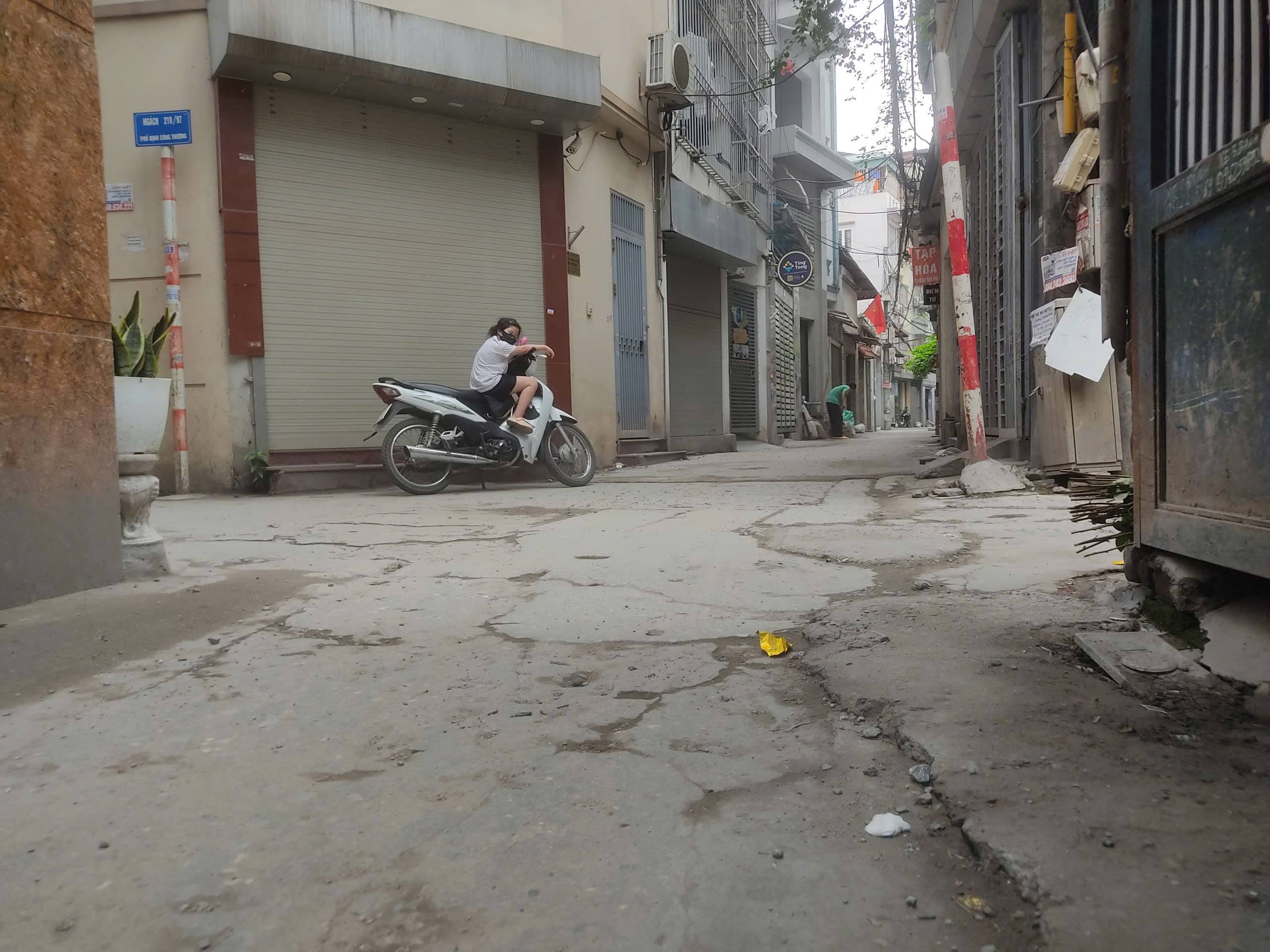 nhà đất Định Công