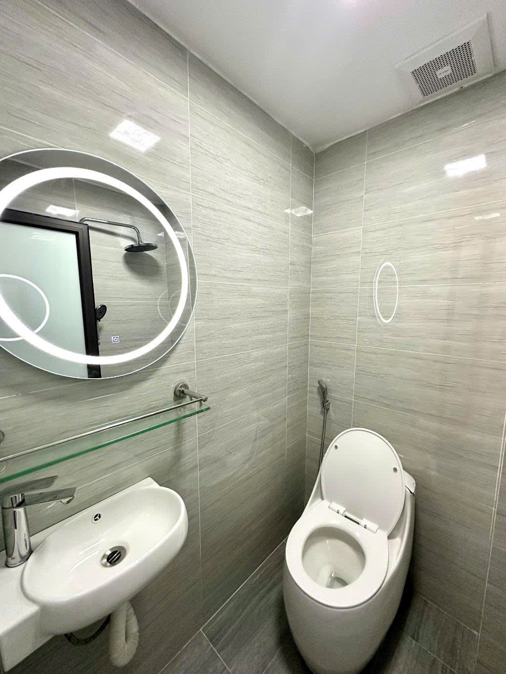 nhà đất Định Công